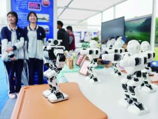 南京市职业教育活动周启动 “南京市低空经济产业学院”成立