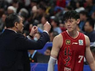 周琦：曾凡博今夏有机会冲击NBA 看好杨瀚森选秀前景