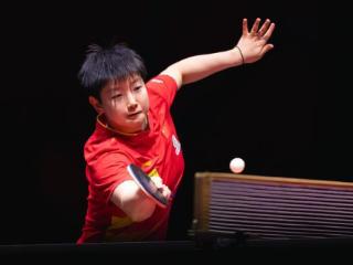 世乒赛！奥运冠军0-4惨败，国乒锁定第一金，孙颖莎冲击双冠王