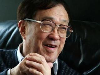谢晋：3个残疾孩子，临终发现孩子悲剧源于自己，他的一生太苦了