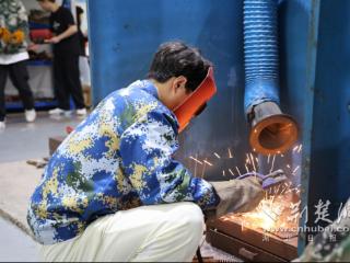 机器人3秒摘苹果！武交院以“硬核”赛项诠释职教魅力