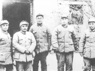 谭震林历险记：路上忽遇日军哨兵，日军呆立片刻吓得大叫