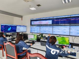 雨夜抢修保供电 只为守护兴仁万家灯火明