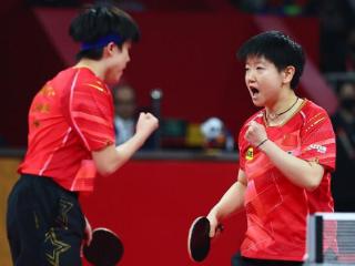 “莎头”组合成就四冠王，超越4位名宿，史上第一混双当之无愧！