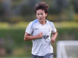 6-5，王霜力挽狂澜，率队勇夺首届女足亚冠冠军，获933.2万奖金
