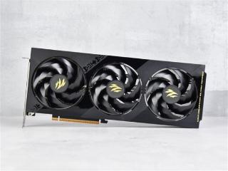 影驰RTX 5060魔刃上手：磁吸RGB光效的50系甜点卡