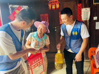 海口：端午粽香传温情 孝敬爱心暖人心