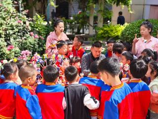 品尝凉糕 体验非遗 家门口的“闲趣市集”吸睛