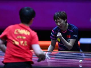 4:3！孙颖莎鏖战7局，击败王曼昱，斩获双冠王，卫冕世乒赛冠军