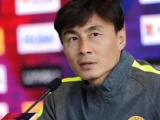 李玮锋：年轻球员很难马上助力国足，年轻国脚要少听少看媒体报道