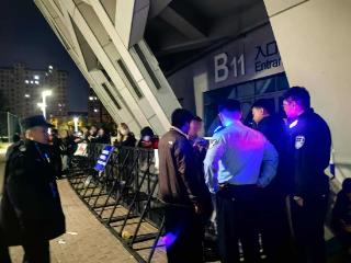 公安部门抓获哦啦音乐节“代排黄牛”扰乱秩序涉事人员