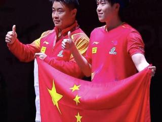 王楚钦一雪前耻，4-1横扫雨果夺冠，三大赛破0成就双冠王，太牛了
