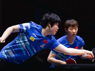 连续六场3-0加冕女双冠军！王曼昱/蒯曼弥补遗憾，国乒霸气19连冠