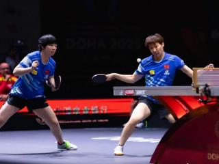 多哈世乒赛：双曼组合3-0横扫跨国组合，夺女双冠军，国乒4冠收官