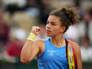 法网首日乱了：诞生4个6-0+3场冷门！2大种子一轮游 郑钦文获利好