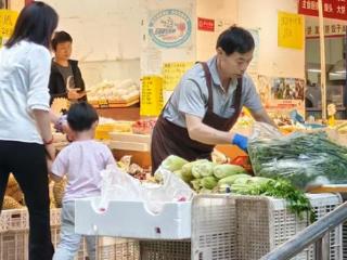 财经观察：“小商圈”畅通“微循环”