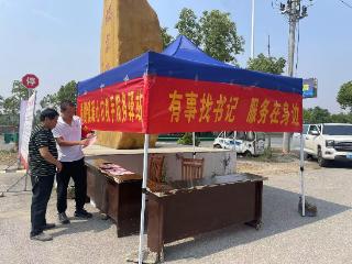 临泉县谭棚镇：暖心服务农机手 助力夏粮保丰收
