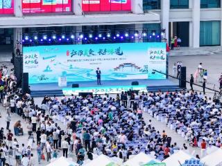 长丰：建设世界级新能源汽车城的车轮滚滚向前