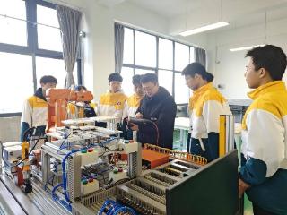 重庆市大足区：以“产教融合”夯实“特色产业高地”建设之基