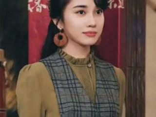 韩熙庭：被张艺谋捧红，与欠债富豪卷款逃亡国外，现想回国发展