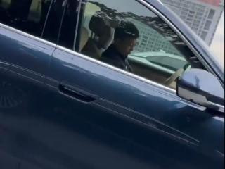 事有点大了！深圳交警回应余承东“开车低头”热议 ：不允许