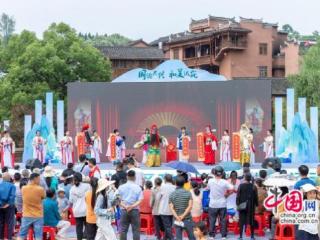 湖南泸溪展示农特产品 探索产业发展新路径