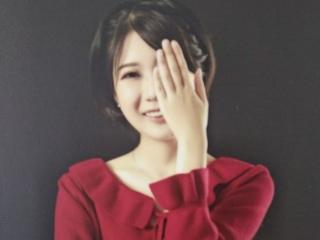 27岁女子家门口被害 母亲一夜白头：“希望更多的人记住我女儿的样子”
