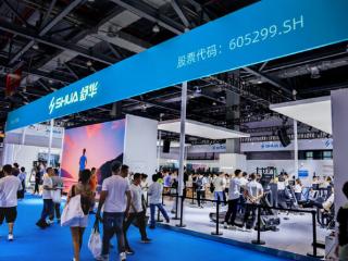 舒华体育AI矩阵新品闪耀2025中国体博会