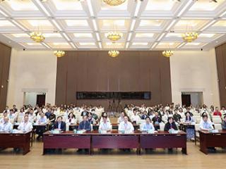 探索城市治理现代化的中国方案