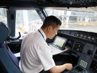 【党员在岗】崔红旗：将每一次升空当作对生命的郑重承诺
