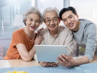 等到偏心父母老后，你会慢慢明白下面4个道理