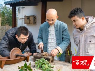 从“走出大山”到“耕耘山里”，王建柱：以非遗传承铸就品质之路