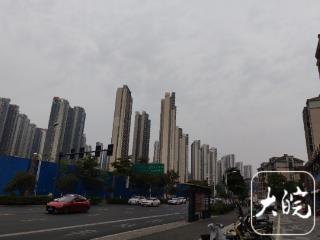 5月28日皖南山区和淮河以北气温相差10℃左右