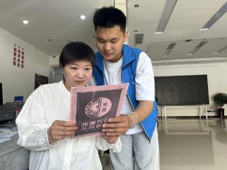 东红庙社区开展“节约粮食 反对浪费”宣传活动