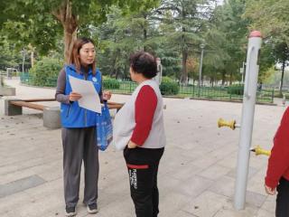 济阳街道京杭社区开展“全民反诈·守护家园”志愿服务活动
