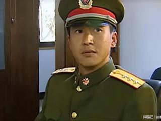 士兵突击：高城只是上尉，为何能和袁朗平起平坐？这与他父亲无关