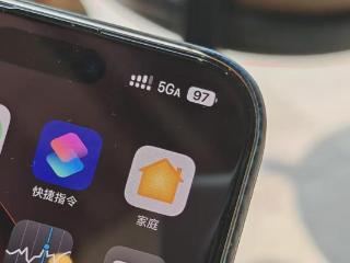 不少上海人手机突现神秘变化！外国游客实测吹爆：快8倍！上海这波完胜
