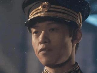 《人生若如初见》大结局虐心！杨凯之倒在黎明前，梁乡至死方醒悟