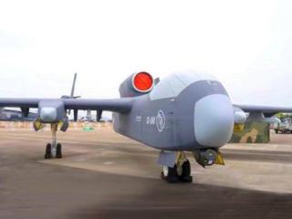 中国“空中母舰”曝光！“九天”无人机能搭载上百架小飞机？