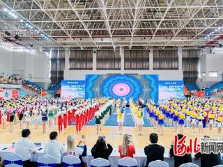 承德围场职教中心代表队在中国（石家庄）首届中美青少年啦啦操交流赛中获佳绩