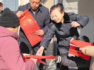 2025好网民·在山东|银发丹心映税徽 大爱筑巢暖英魂 威海两亲家的公益长歌
