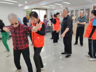 为视障人士开设八段锦课程 体育公益惠及更多群体