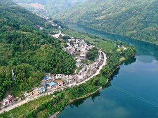 “绿水青山”华丽转身！坝盘村的旅游新路