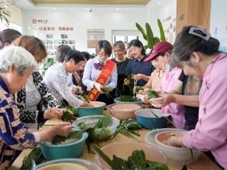 句容农商银行：粽香沁人心 金融传温情