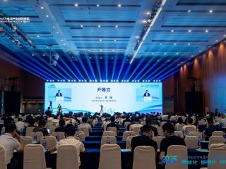 LG新能源荣膺产业突出贡献企业十五强