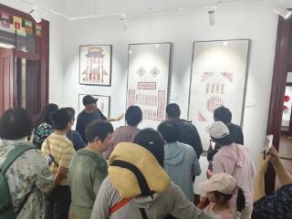 威海市群众艺术馆举办了“胶东剪纸文化行”活动