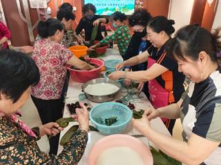 环翠楼街道南山社区开展“我们的节日·端午”民俗文化体验活动