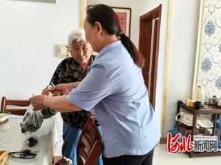 石家庄高新区主语城社区开展端午“‘粽’情敲门”暖心行活动