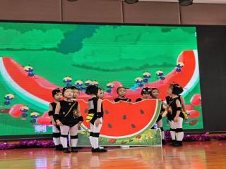 临沂三河口小学开展第十一届读书节暨庆“六一”一年级绘本故事展演活动
