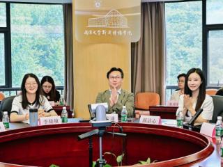 “百万青年看祖国”走进南京大学：两地青年共筑文创科教桥梁